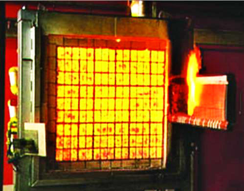 Ο εξοπλισμός δοκιμής καλωδίων UL για την έκθεση στη φλόγα με λευκό αριθμό μοντέλου DX8297