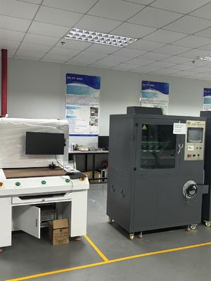 Λάβετε Ακριβή Αποτελέσματα DX8427 Μηχανή Δοκιμών Μονωτικών Υλικών 6-10 Ώρες Χρόνος Δοκιμής Ηλεκτρόδιο πάχους 0,5mm