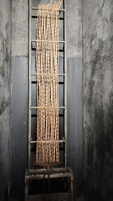 Εργαστήριο Δοκιμών Διεξάγει τη Δοκιμή Αντίστασης στην Κάθετη Εξάπλωση Φλόγας σε Αγωγούς, εξοπλισμός δοκιμών